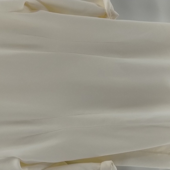 Soft Surroundings off white wrap button blouse asymmetrical top elbow sleeve med - Picture 9 of 10